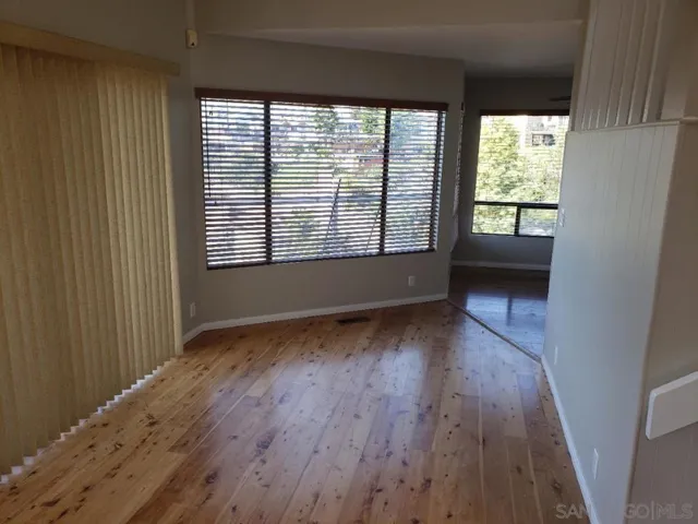 Den/Family/Great Room