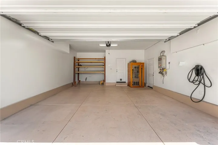 2 Car Garage