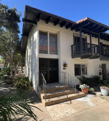 End unit across from the community pool with visitor parking conveniently next door.