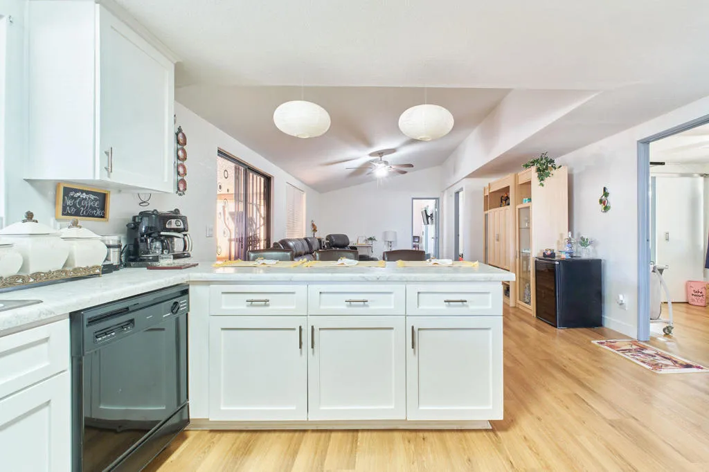 47685PradoWay-44