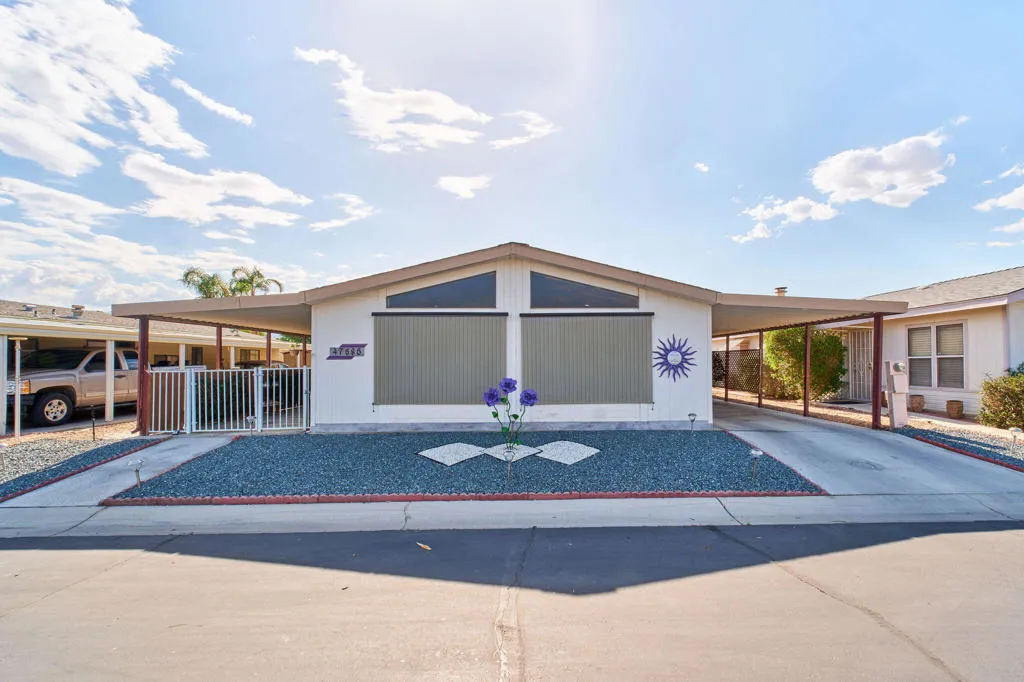 47685PradoWay-1