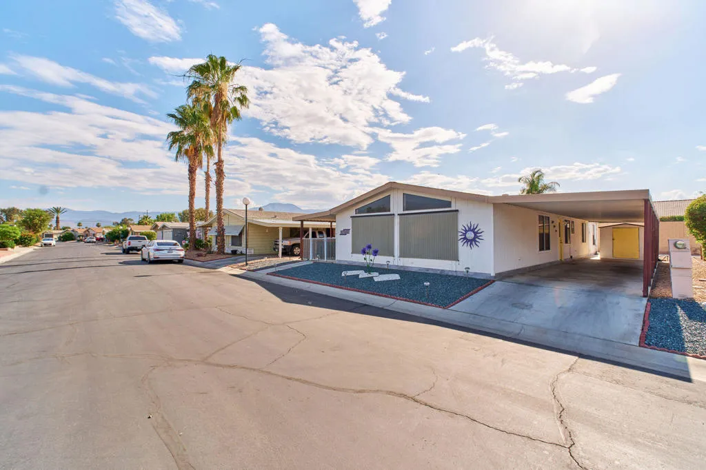 47685PradoWay-5