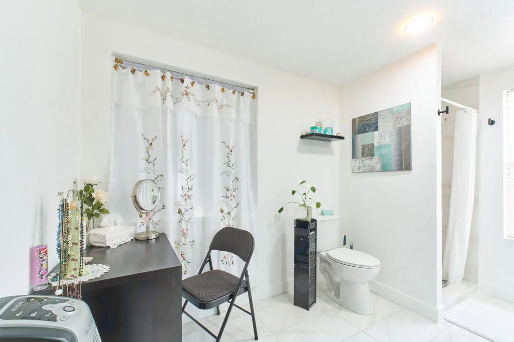 47685PradoWay-14