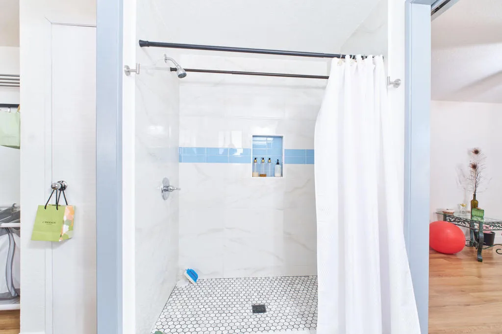 47685PradoWay-21