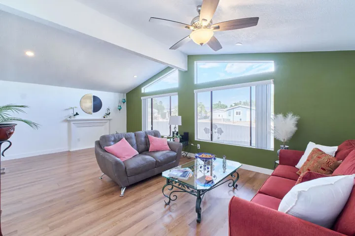 47685PradoWay-54