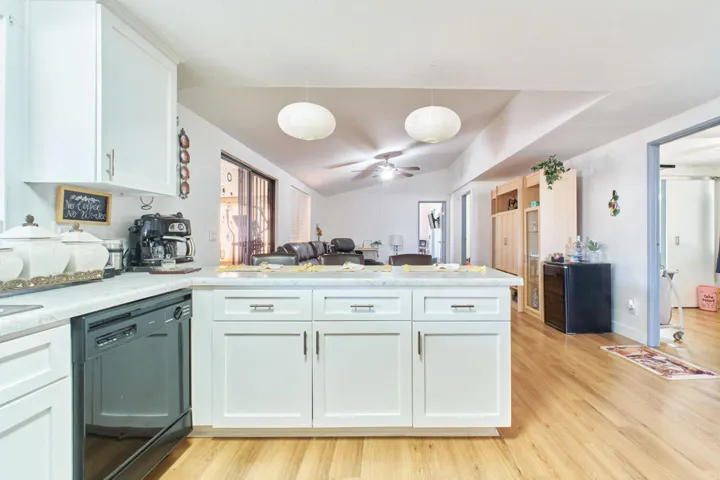 47685PradoWay-44