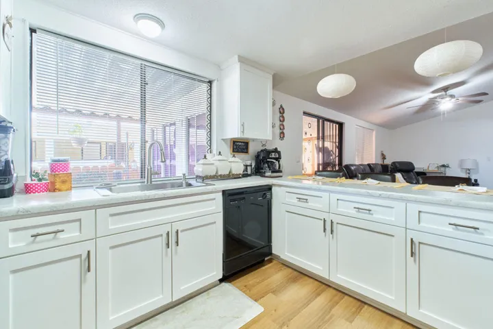 47685PradoWay-45