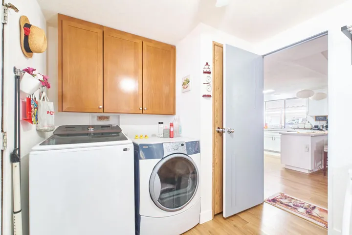 47685PradoWay-34