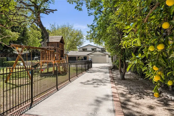 440 W Main Street, Tustin, California 92780