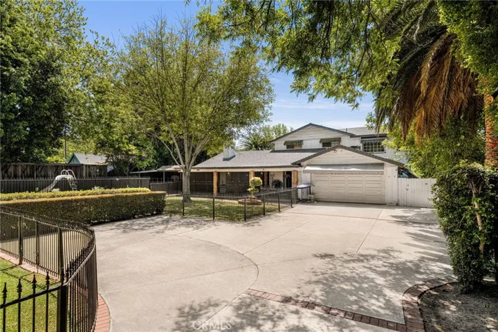 440 W Main Street, Tustin, California 92780