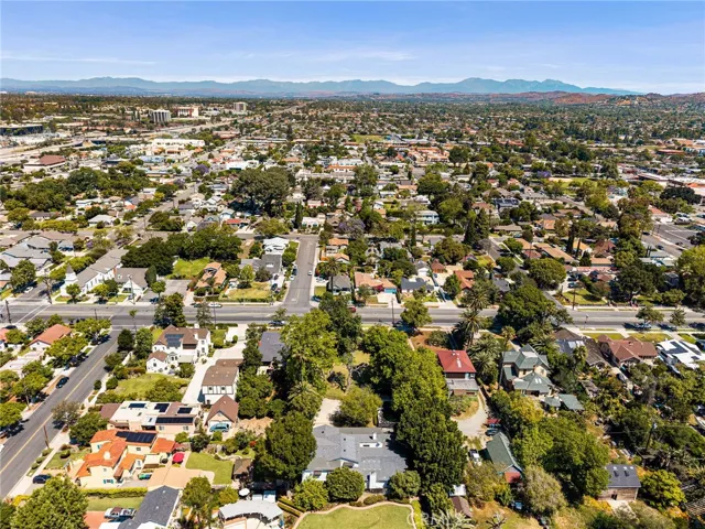 440 W Main Street, Tustin, California 92780