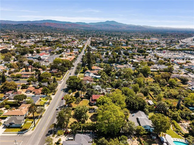 440 W Main Street, Tustin, California 92780