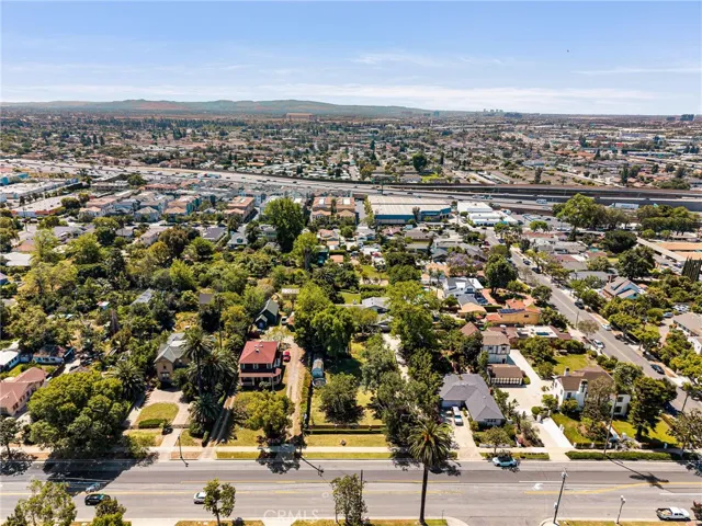 440 W Main Street, Tustin, California 92780