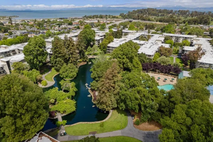 821 N Humboldt 302, San Mateo, California 94401