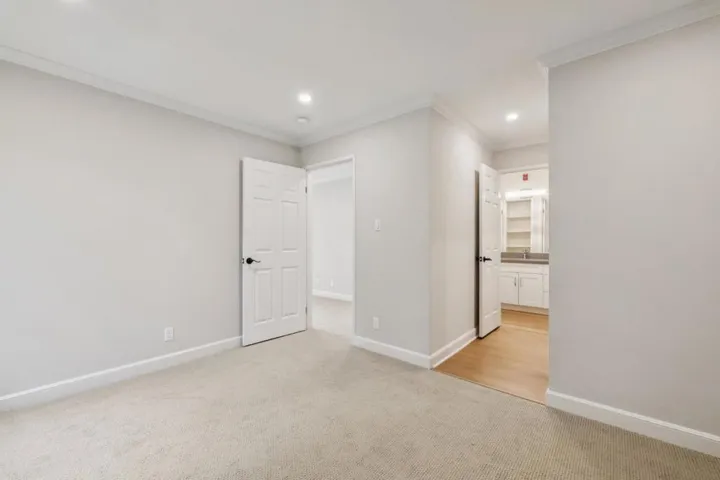 821 N Humboldt 302, San Mateo, California 94401