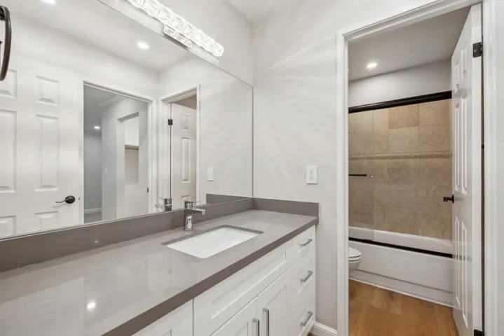 821 N Humboldt 302, San Mateo, California 94401