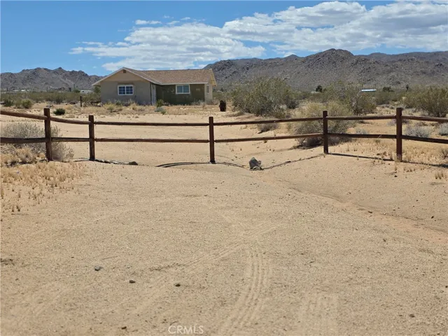 Fencing at Front