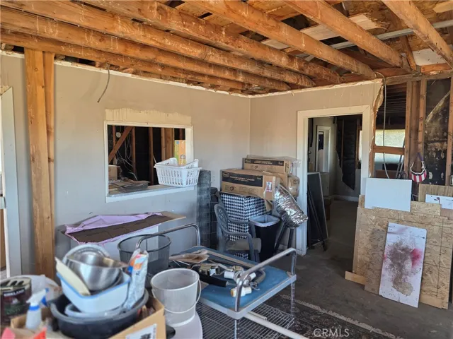 Living room to kitchen pass through