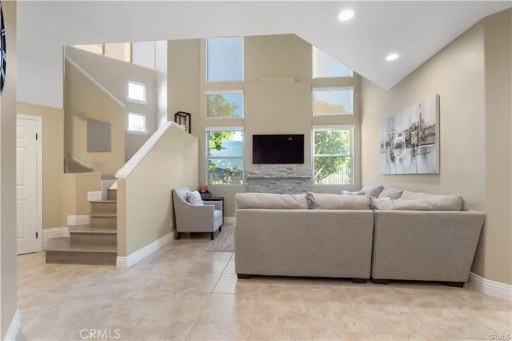 1209 S Country Glen, Anaheim Hills, California 92808