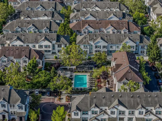 1121 Kassel Terrace, Sunnyvale, California 94089