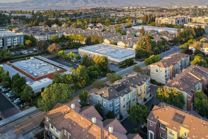 1121 Kassel Terrace, Sunnyvale, California 94089