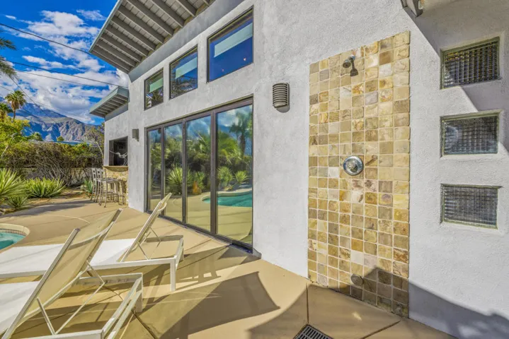 Outdoor shower