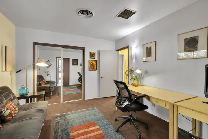 2nd bedroom/office