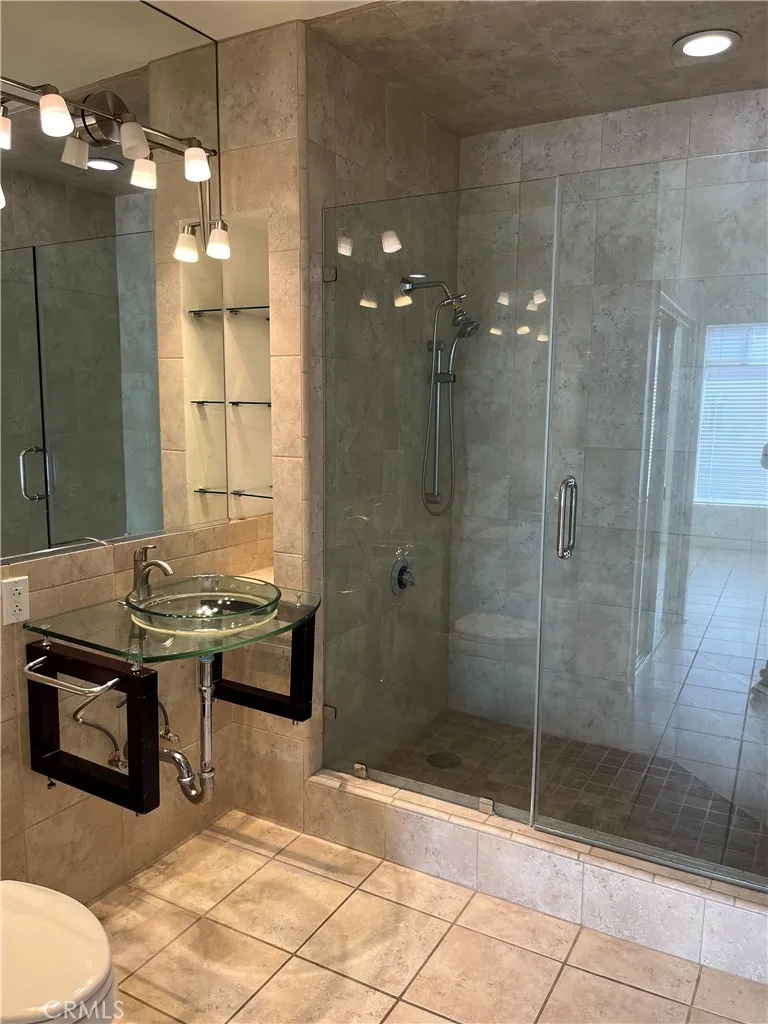 Modern bathroom with walk-in shower