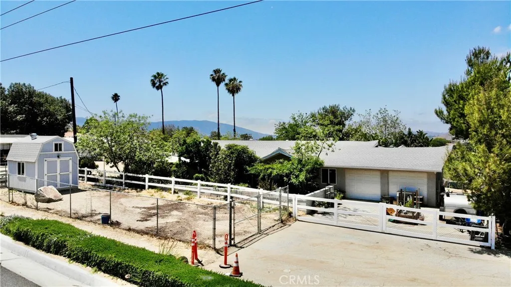 115 East Street, Norco, California 92860 — photo 5
