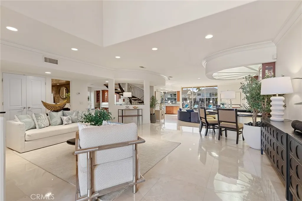 16181 Santa Barbara Lane, Huntington Beach, California 92649 — photo 5