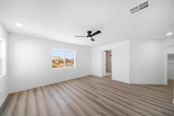 2864 vista ave (51)