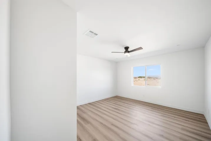 2864 vista ave (42)