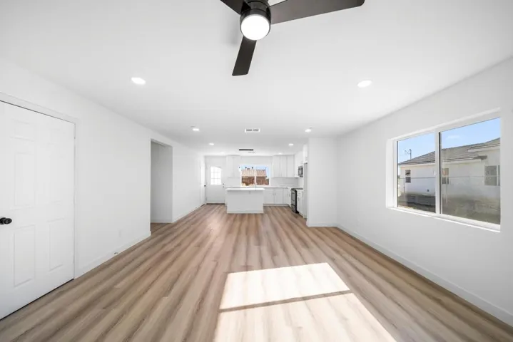 2864 vista ave (30)