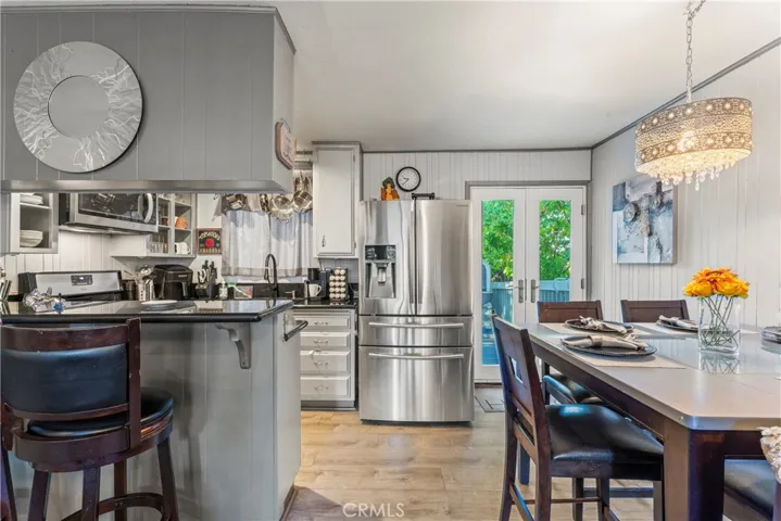 682 Buckingham Square, Lake Arrowhead, California 92352