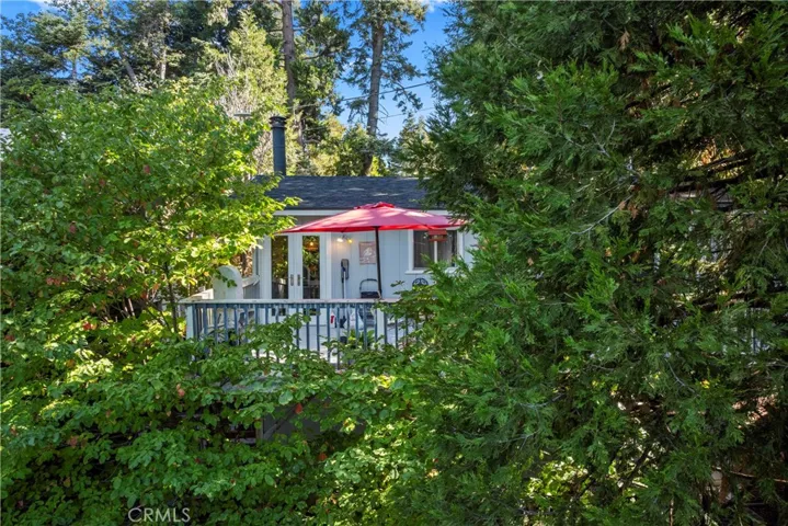 682 Buckingham Square, Lake Arrowhead, California 92352