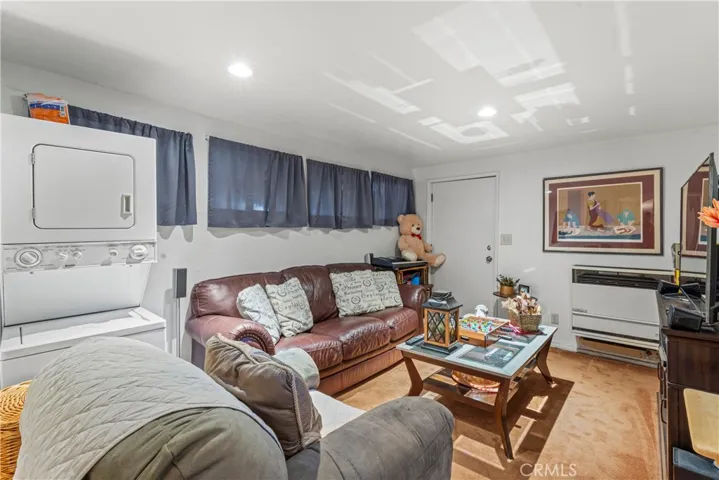 682 Buckingham Square, Lake Arrowhead, California 92352