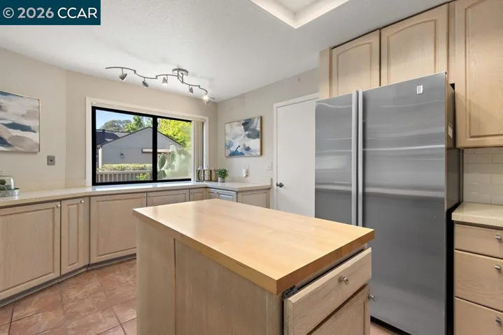 1803 Lamplight Ct, Walnut Creek, California 94597