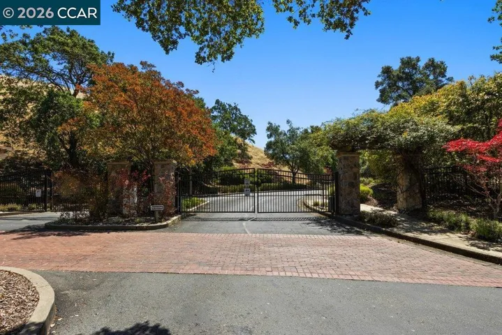 1803 Lamplight Ct, Walnut Creek, California 94597