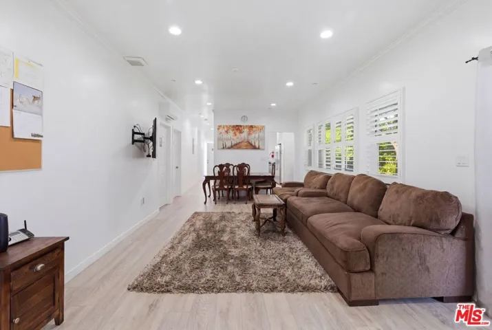 1801 W 43rd Street, Los Angeles, California 90062 — photo 4