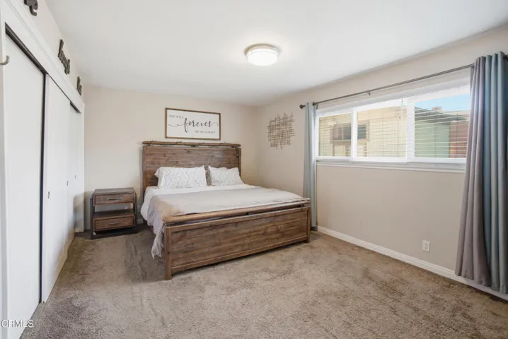 24_bedroom