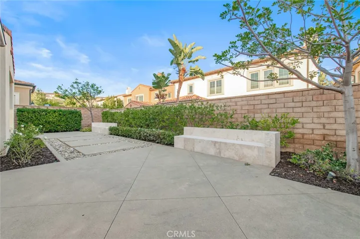 8 Last Bloom, Irvine, California 92602
