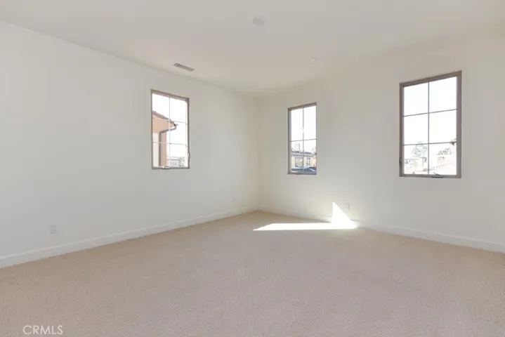 8 Last Bloom, Irvine, California 92602