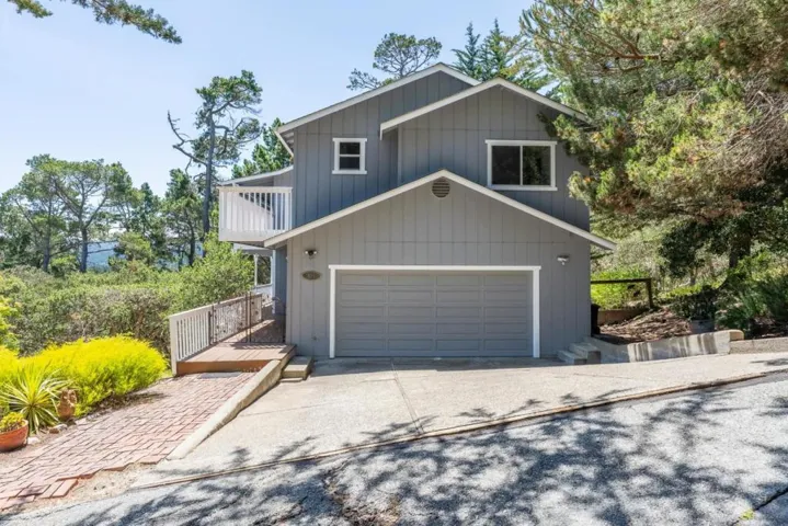 425 Via Del Rey, Monterey, California 93940