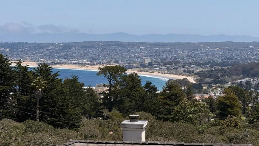 425 Via Del Rey, Monterey, California 93940