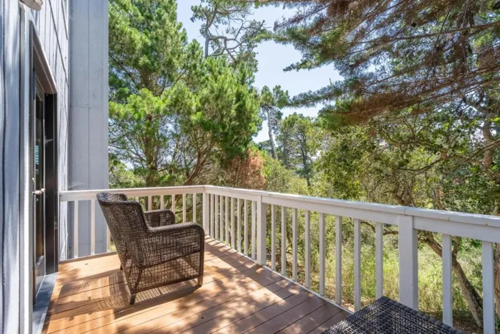 425 Via Del Rey, Monterey, California 93940