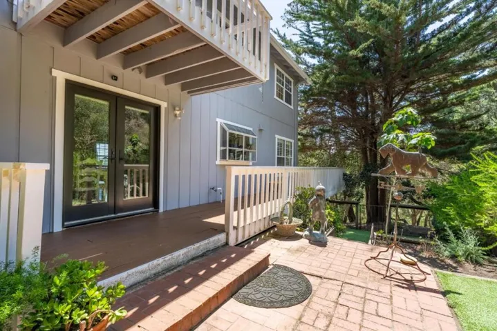 425 Via Del Rey, Monterey, California 93940
