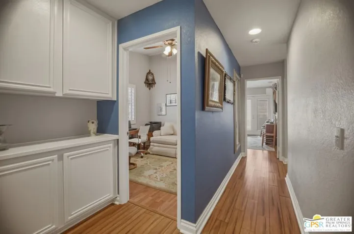 Hallway To Guest Rooms/bath