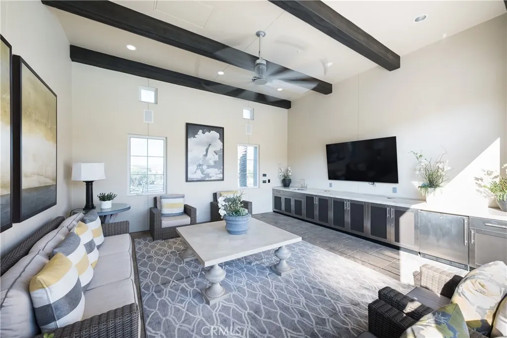THE RETREAT - clubhouse