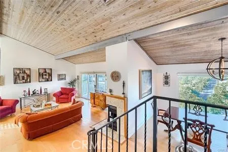 Stairs down from foyer to living room