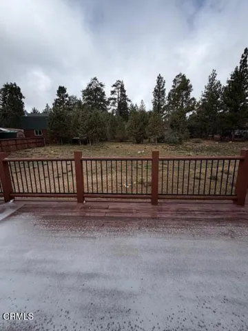 1099 deck to backyrd 1